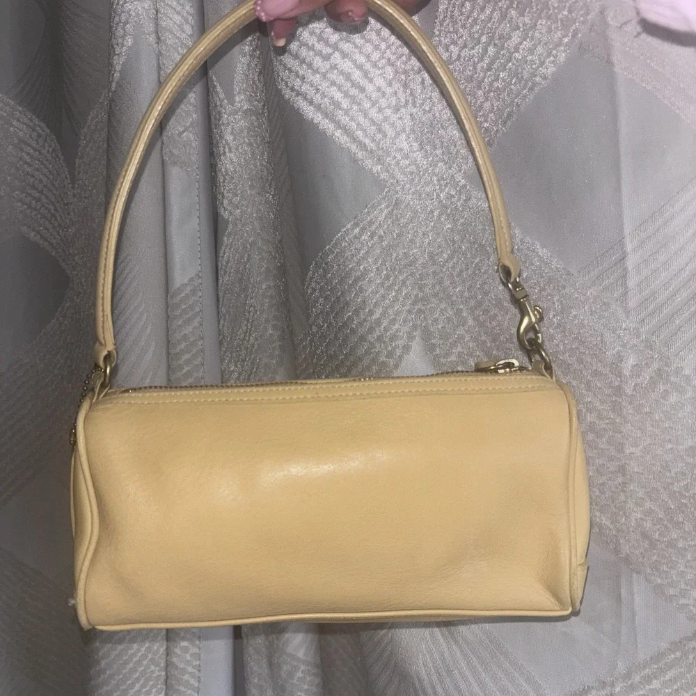 Vtg Coach 9712 Legacy Leather Demi Pouch Shoulder Bag Turnlock Tan Butter Yellow